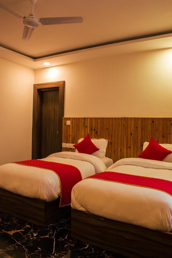Highsky Resort Dharamshala Exteriör bild