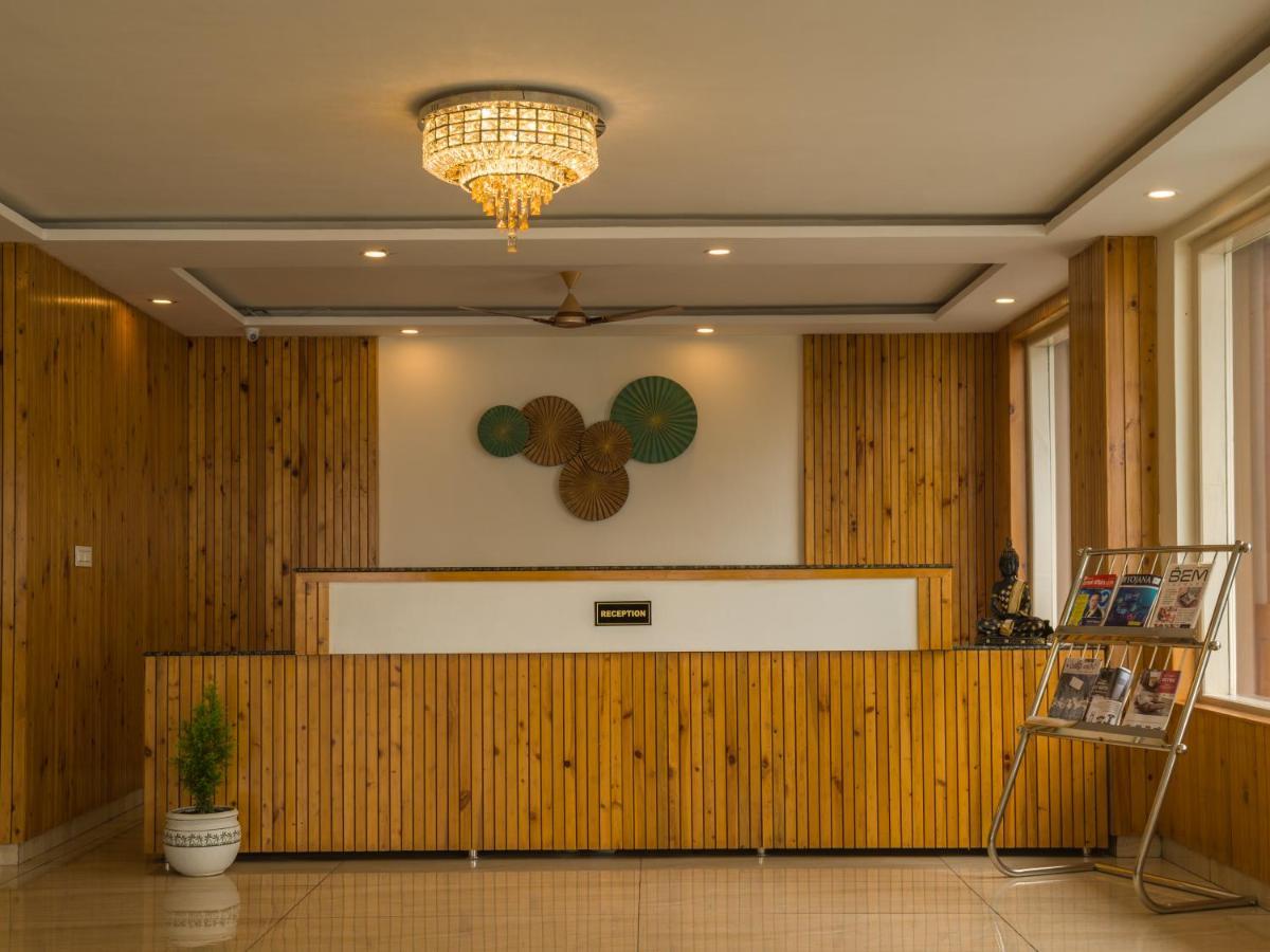 Highsky Resort Dharamshala Exteriör bild