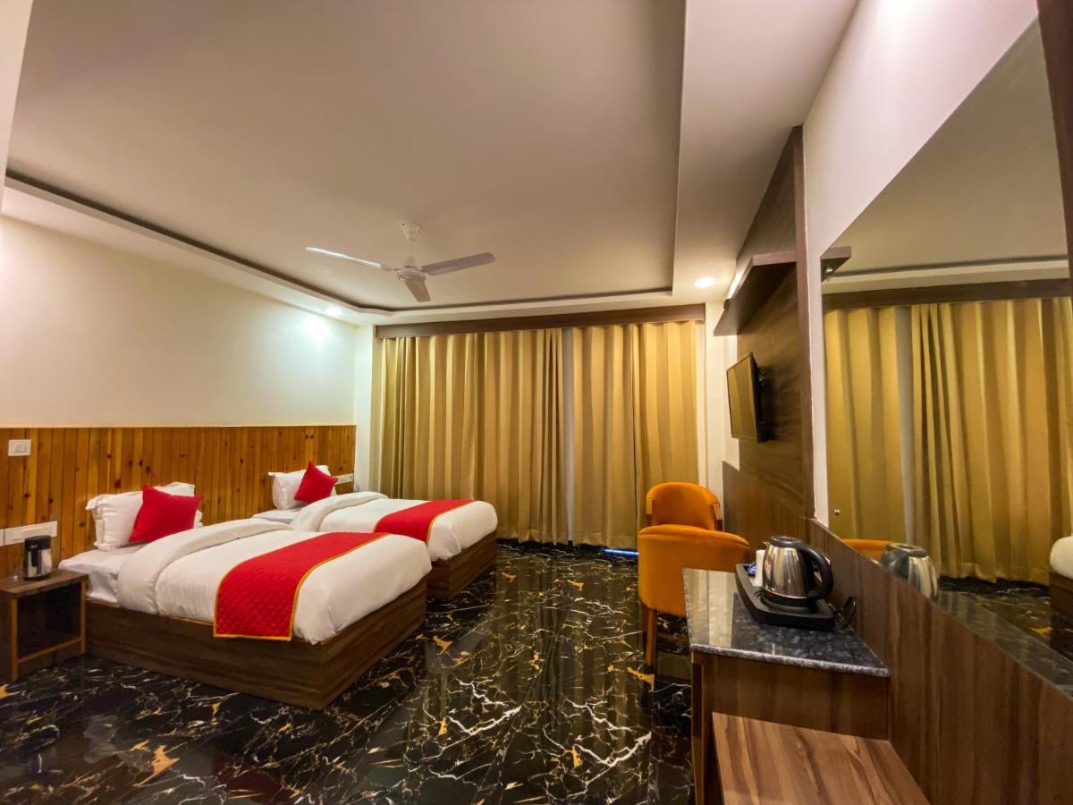 Highsky Resort Dharamshala Exteriör bild